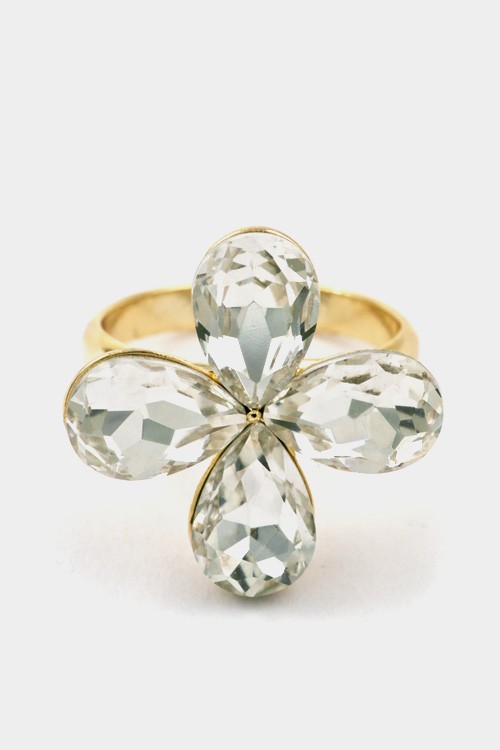 A flower colored stone adjustable ring