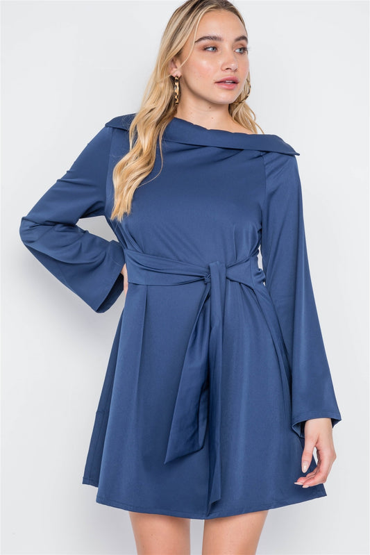 Straight Neck Solid Front-tie Dress