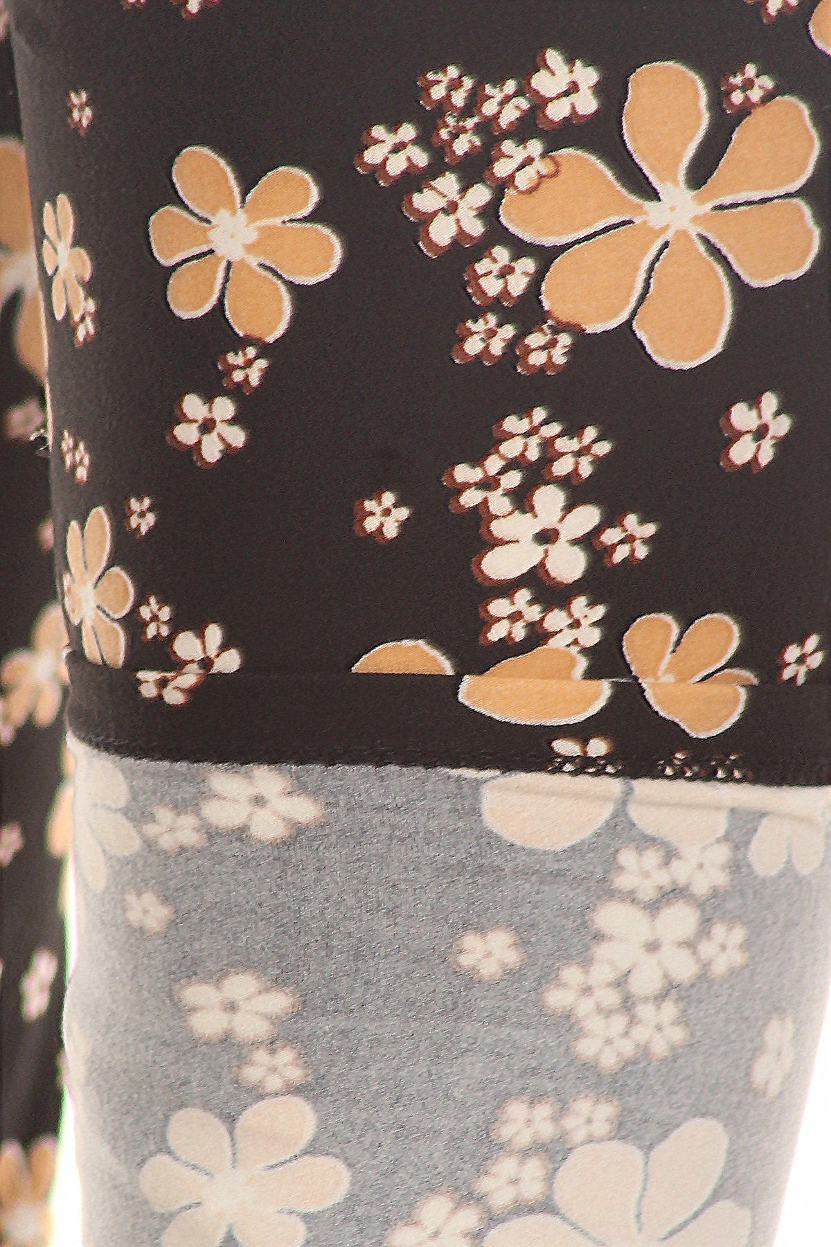 Super Soft Peach Skin Fabric, Floral Graphic Printed Knit Legging With Elastic Waist Detail. High Waist Fit