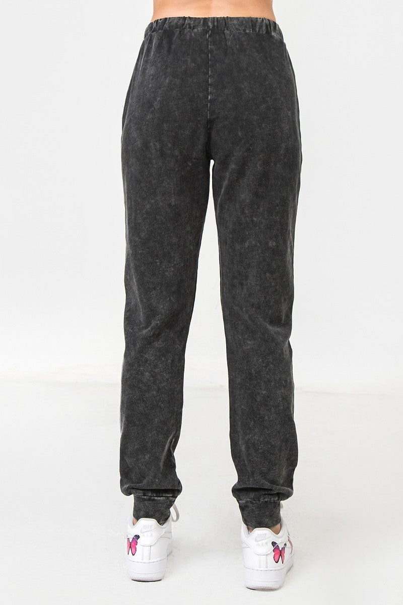 A Mineral Washed Sweatpants