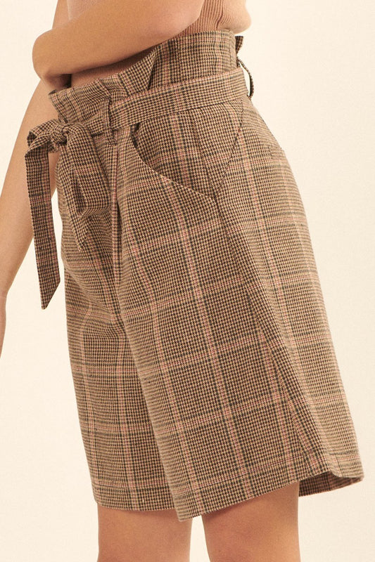 A Pair Of Wide Woven Plaid Shorts