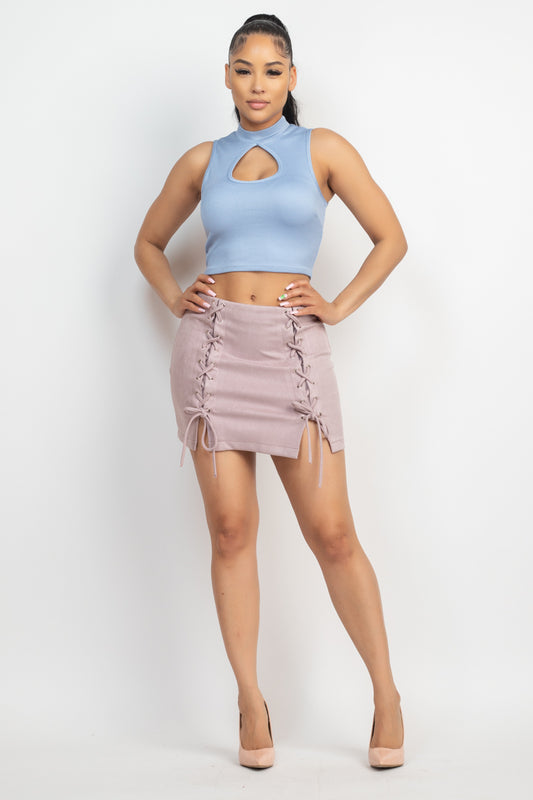 Mock Keyhole-front Crop Top