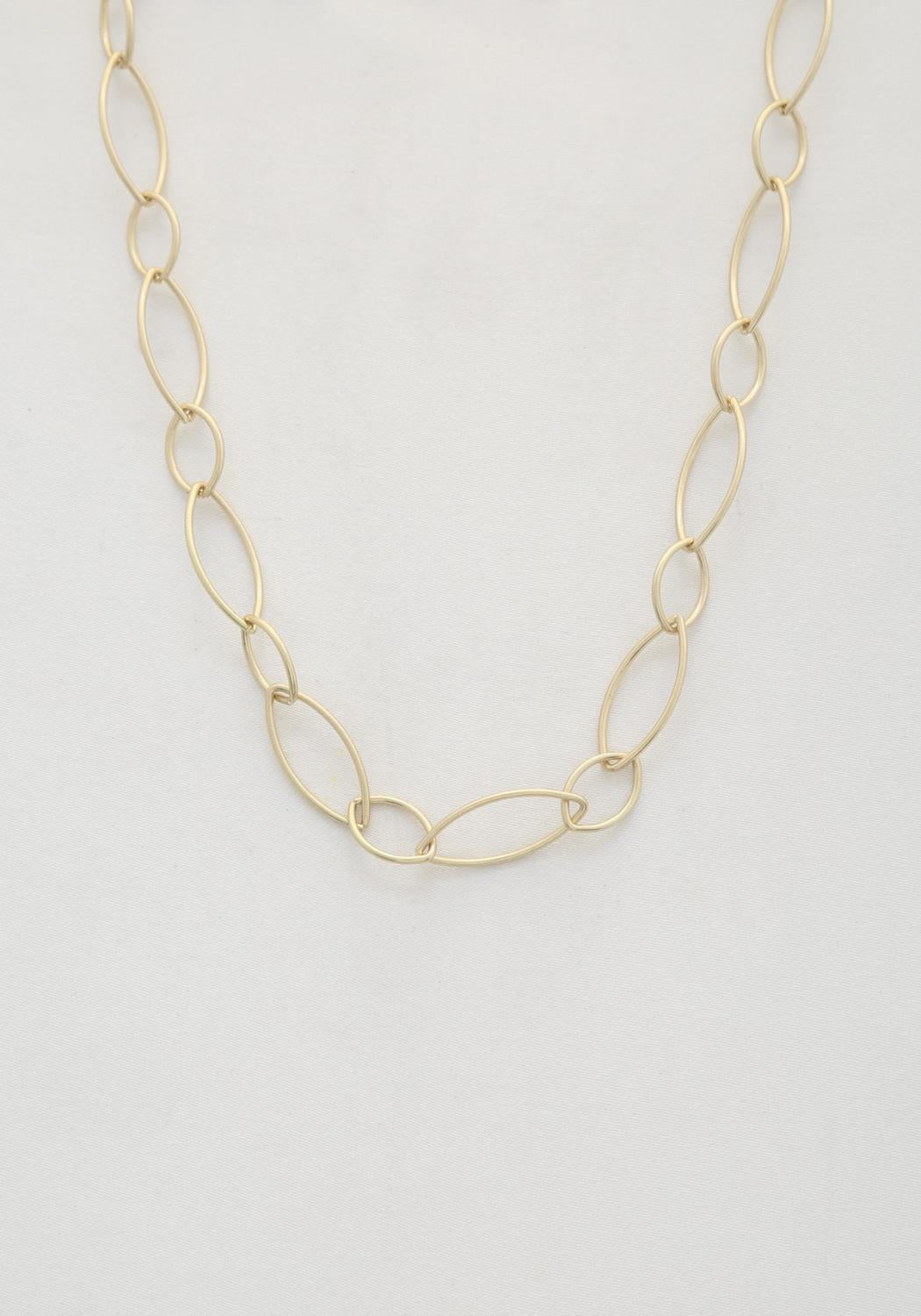 Oval Link Metal Necklace