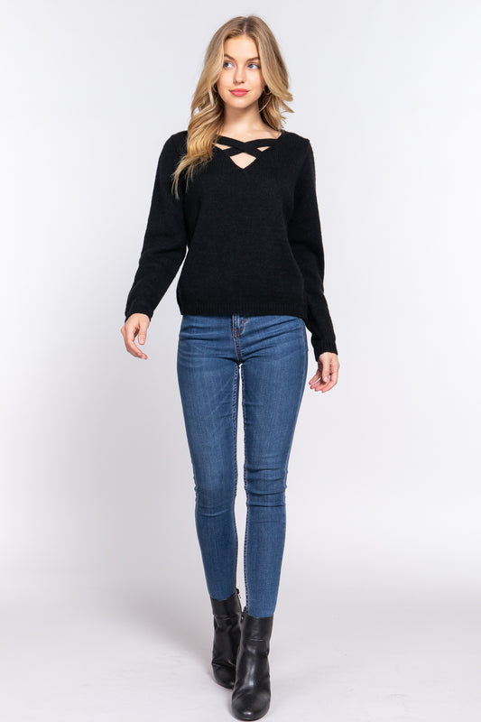 Long Slv X Strap V-neck Sweater